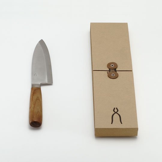 Right-handed Deba knife with robust fish-preparation blade