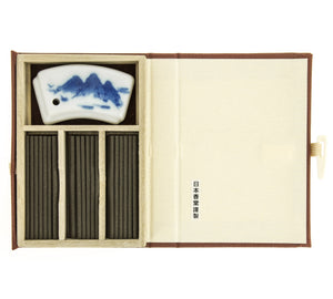 Jinkoh Juzan Agarwood Japanese incense, overhead view