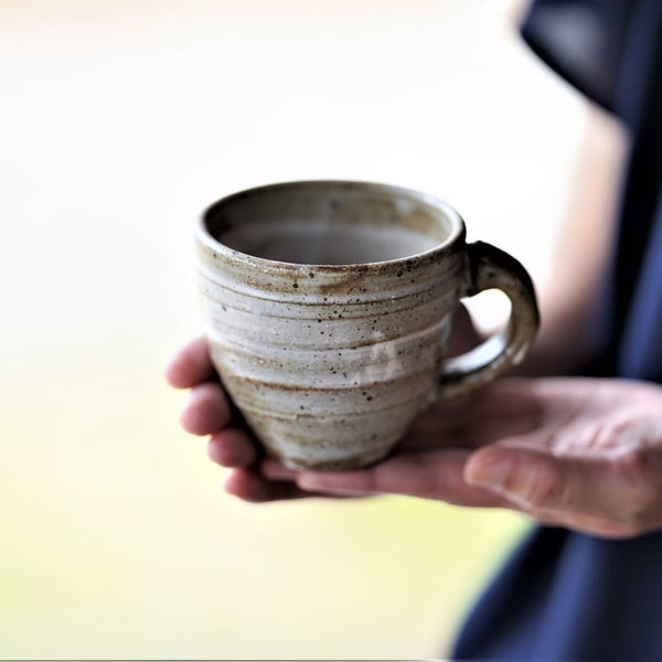 Japanische Teetasse mit gebürstetem Finish