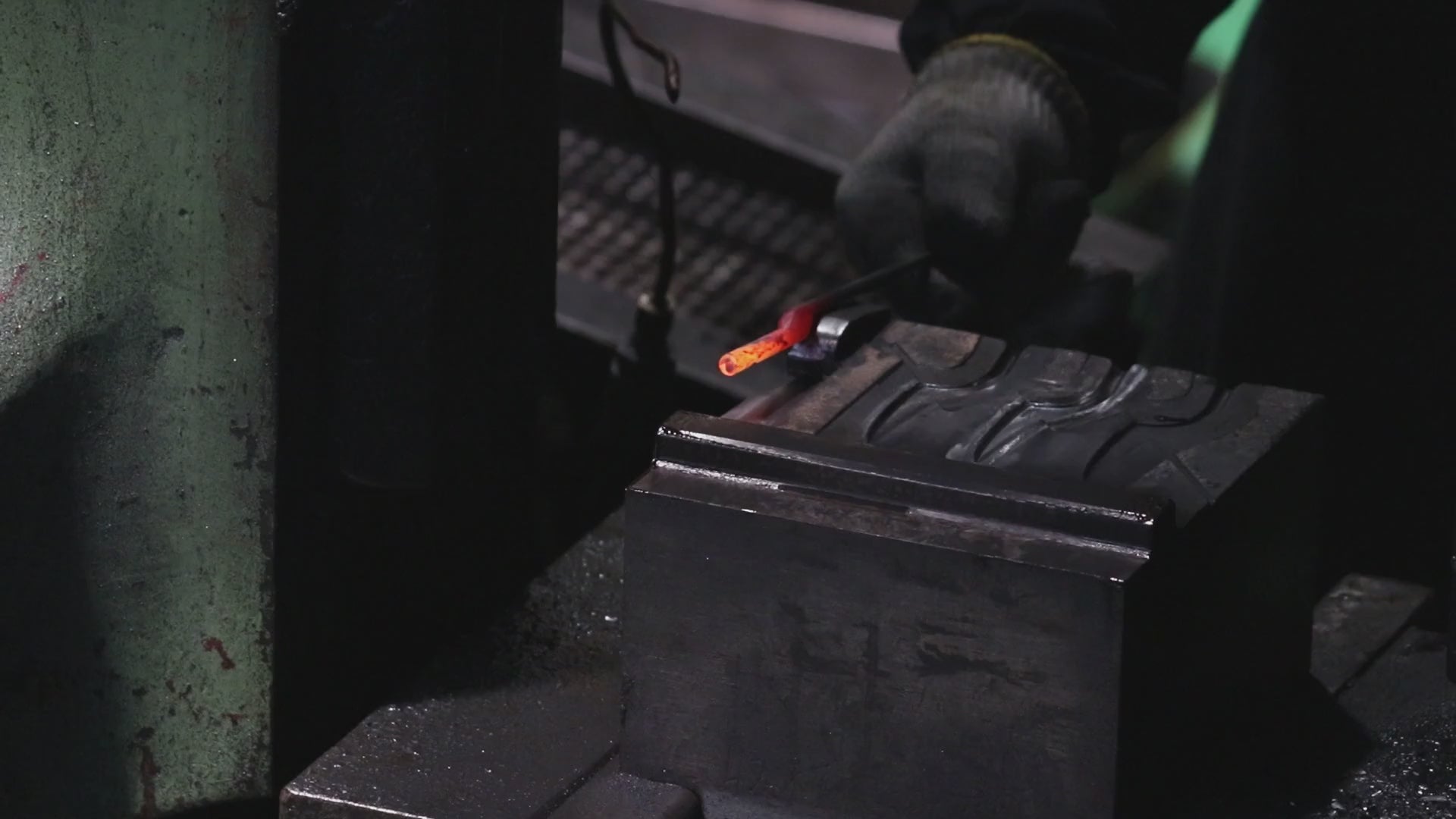 SUWADA secateurs production in Sanjo, Japan