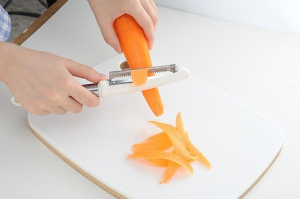 Pro Wavy Peeler - switch blades for left or right hand use