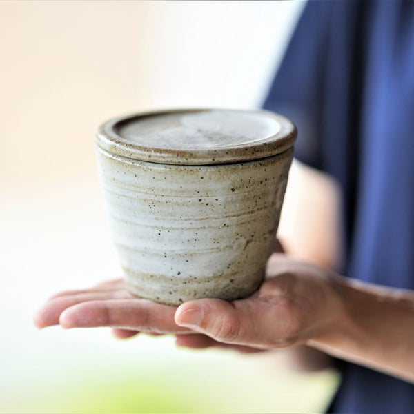 Soba bowl with lid - Traditional Brushed Pottery