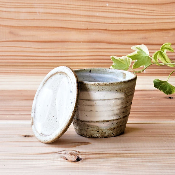 Soba bowl with lid - Traditional Brushed Pottery