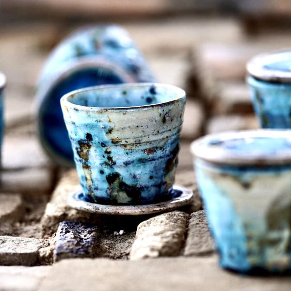 Soba-Schüssel mit Deckel – Traditionelles japanisches Blau