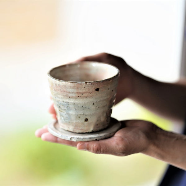 Traditional soba bowl with lid